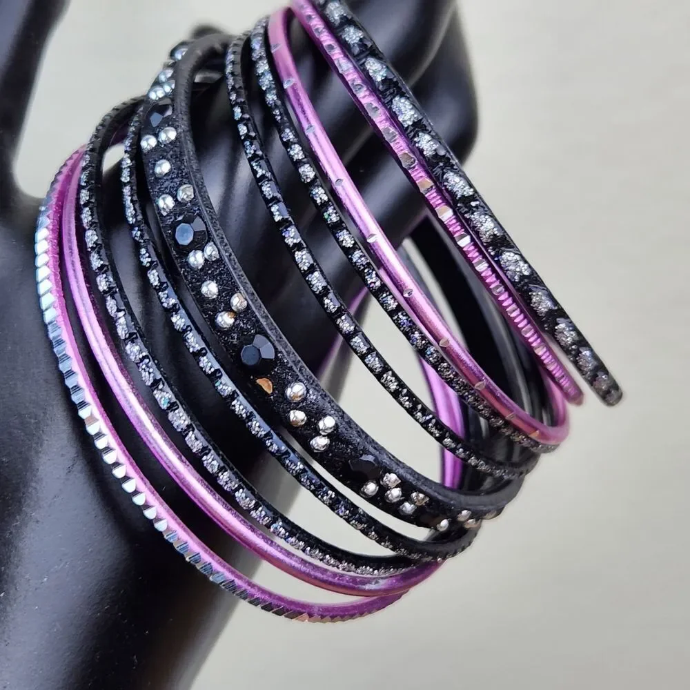 💜Hot Pink & Black 10-Piece Stackable Metal Bangle Bracelet Set - Picture 2 of 6